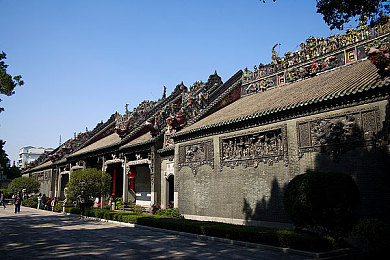 人妻嘿嘿嘿：网络流行语：解码生活情感，反思社会影响