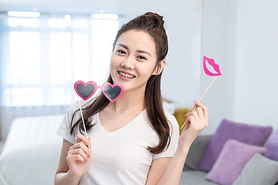 黄色视频3.0.3免费vivo版大全装扮2023：2023最新黄色视频3.0.3免费vivo版：个性装扮，全新视觉体验来袭-1